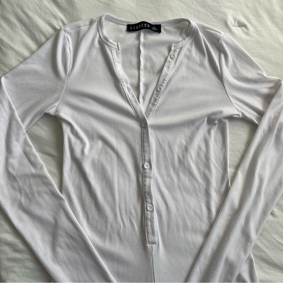 Lioness Angel Romper - Picture 8 of 8